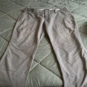 Under Armour Men’s Black Pants